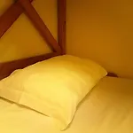 Hi - De Juventude Hostel *