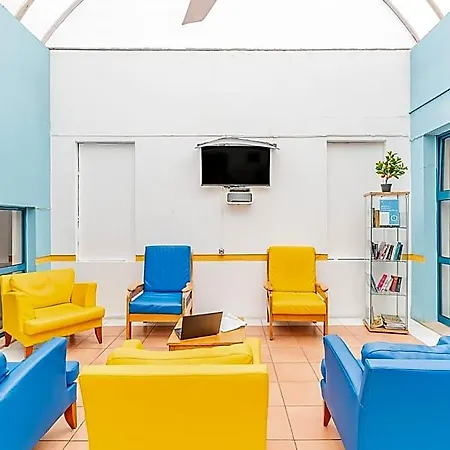 Hi - De Juventude Hostel