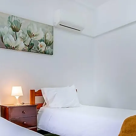 Hi - De Juventude Hostel