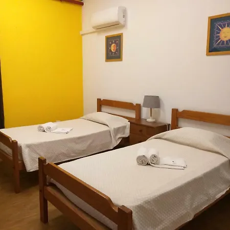 Hi - De Juventude Hostel